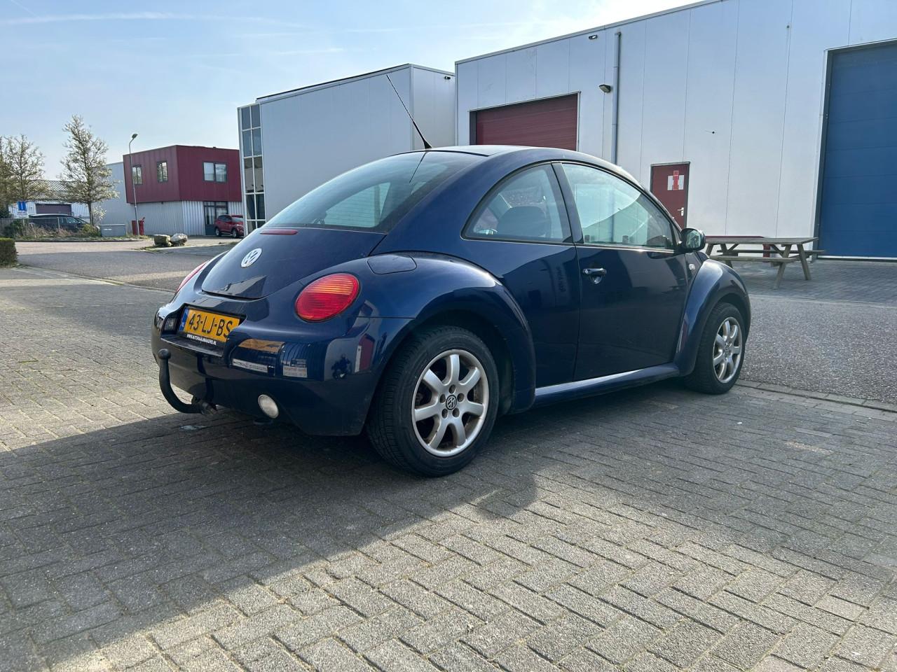 Volkswagen New Beetle 1.6 Loopt beetje onregelmatig rijd voor de rest nrml