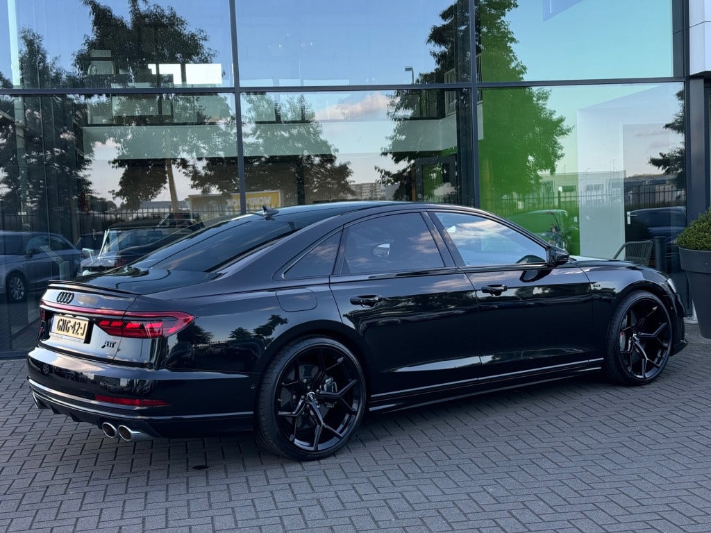 Audi S8 4.0 tfsi s8 np280,000€ abt keramisch laser nachtzicht 4-wielsturing
