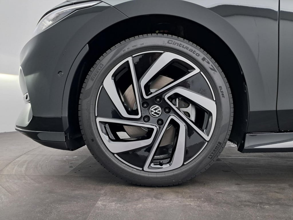 Volkswagen Id.7 tourer pro business 77 kwh accu. 210 kw / 286 pk variant