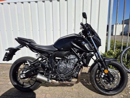 Yamaha MT-07 Tech Black uit 2024
