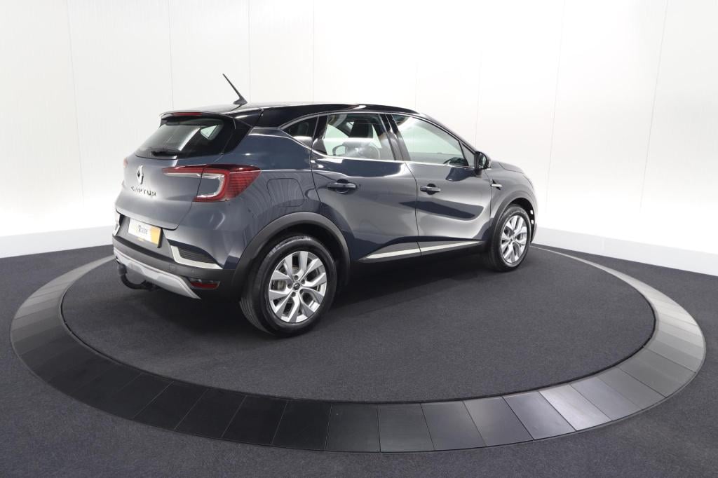 Renault Captur tce 130 edc limited | trekhaak | adaptieve cruise control | 