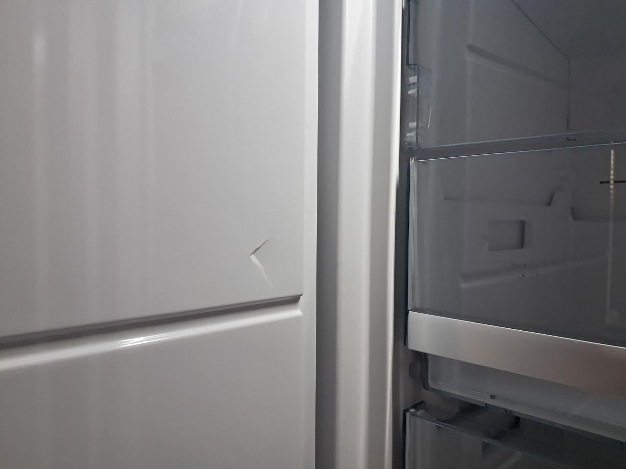 Inbouw vrieskast 180 cm hoog - PELGRIM NO-FROST