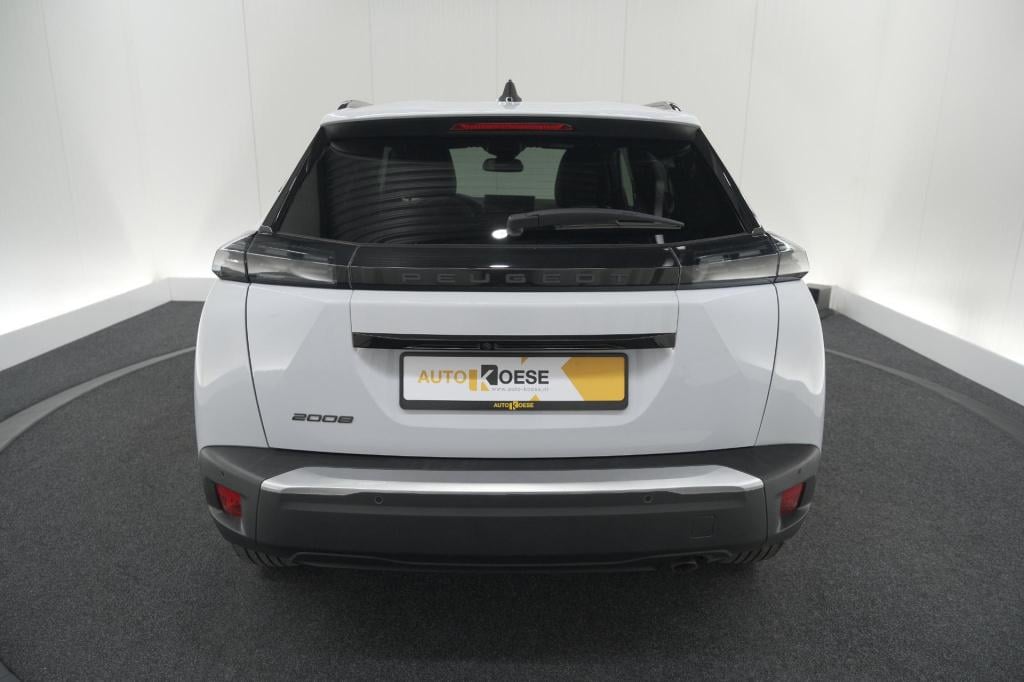 Peugeot 2008 puretech 100 allure | camera | navigatie | parkeersensoren | a