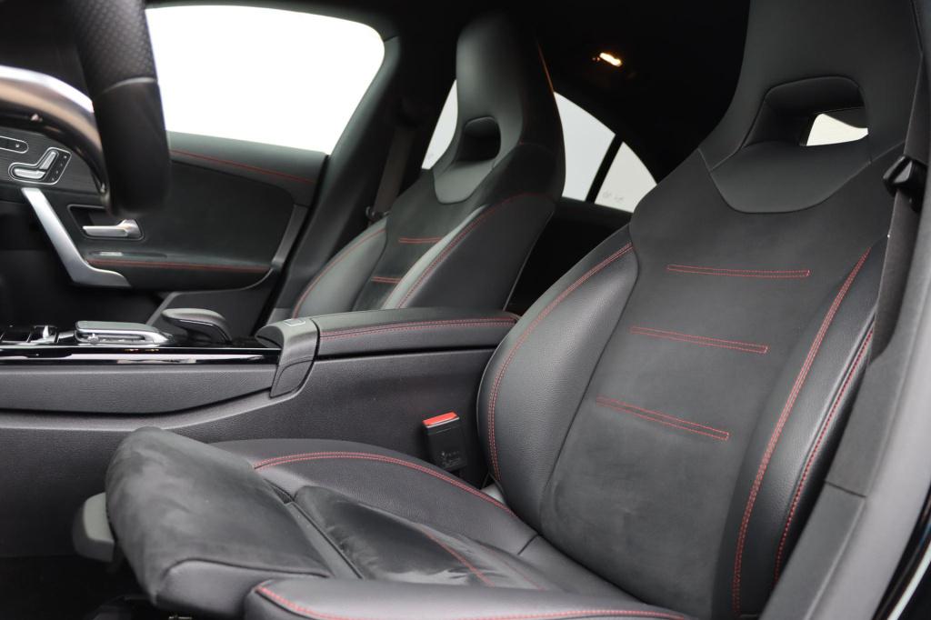 Mercedes-Benz Cla 200 amg line 163pk