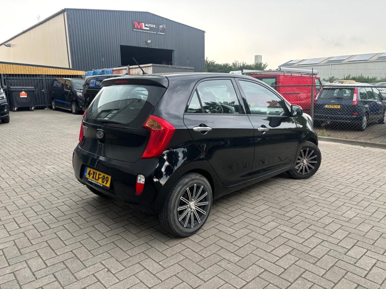 Kia Picanto 1.0CVVT Plus Pack 135.355KM