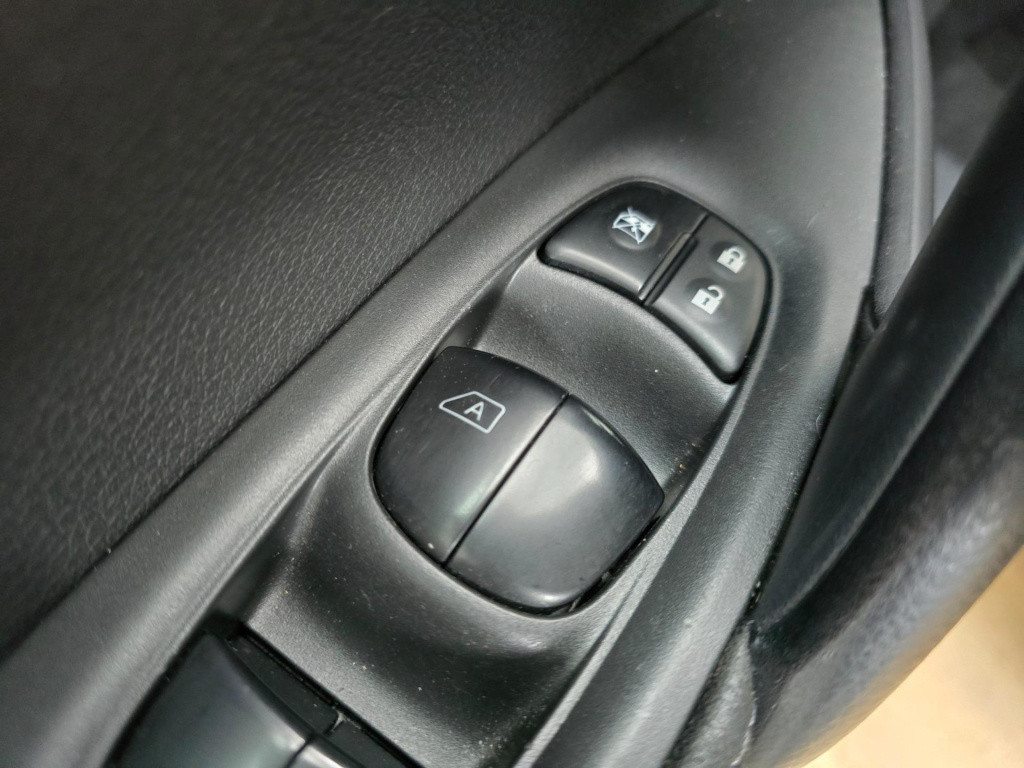 Nissan Qashqai occasion automaat | met trekhaak en parkeercamera | tweedeha