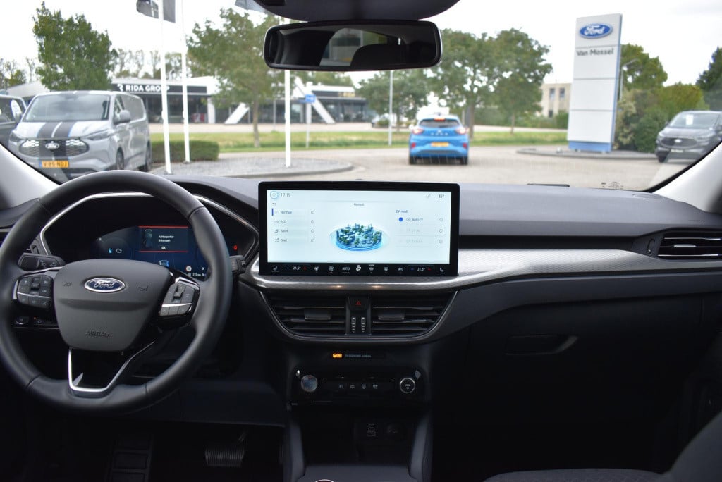 Ford Kuga 2.5 phev titanium | climate control | adaptieve cruise control | 