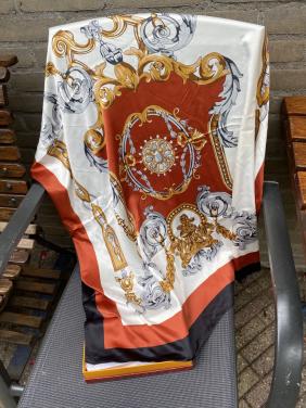 Mooie  nieuwe grote zachte sjaal