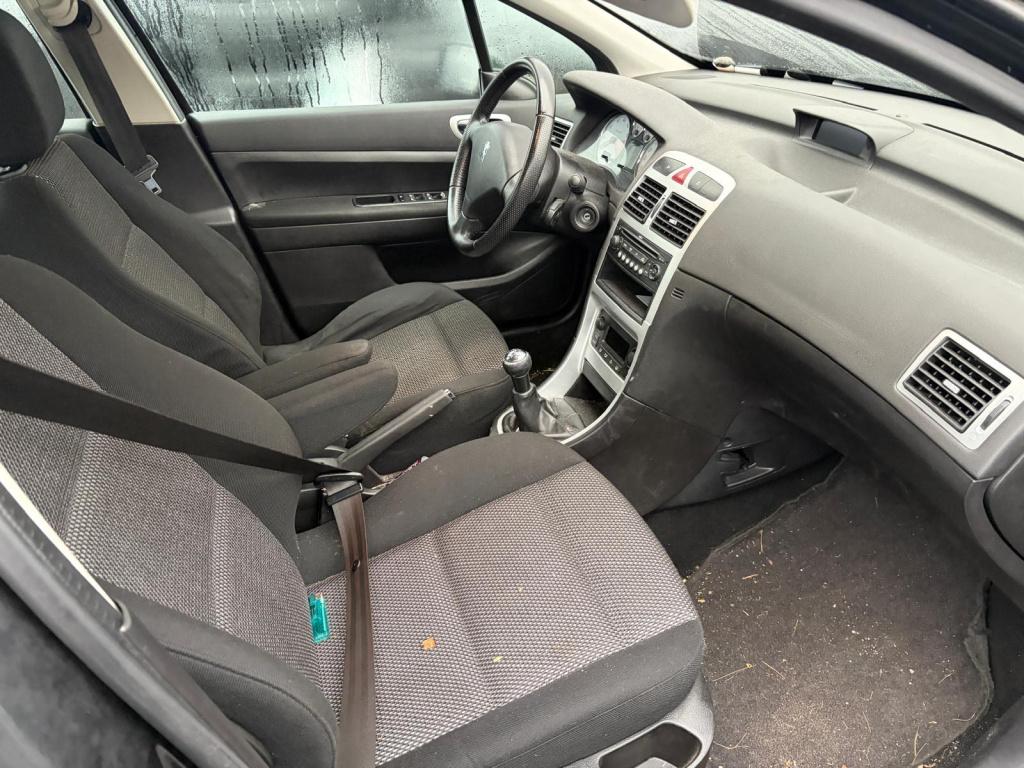 Peugeot 307 break 2.0-16v premium/export/handel/lees tekst/apk verlopen/