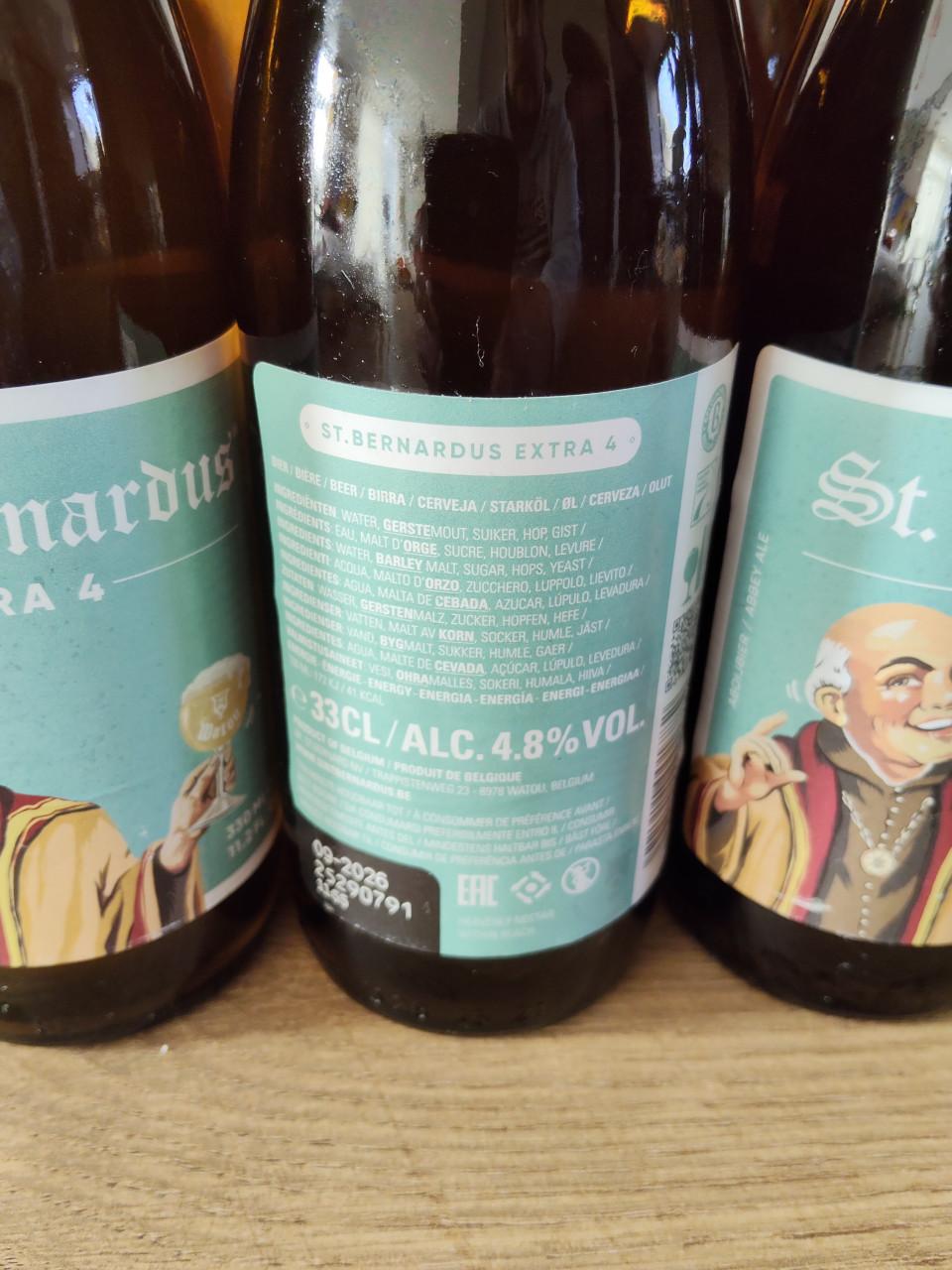 12 flesjes St Bernardus Extra 4 speciaalbier