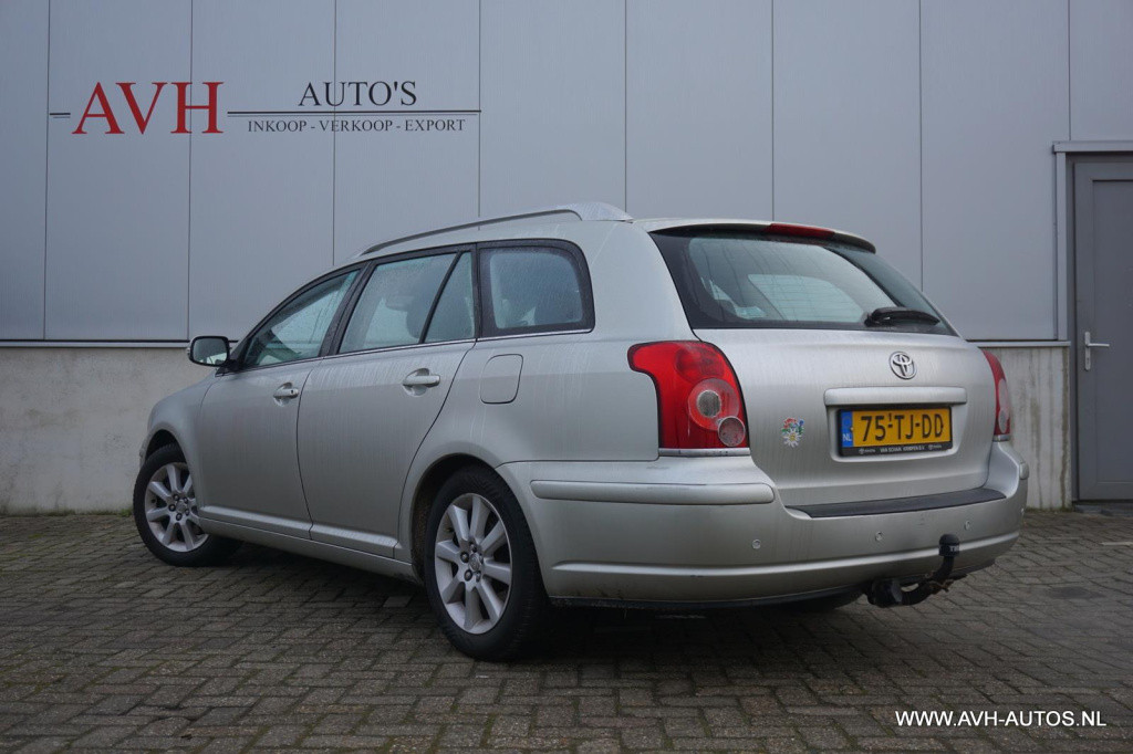 Toyota Avensis wagon 2.0 d-4d-f luna