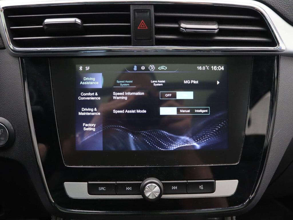 MG Zs-ev mg luxury 45 kwh | automaat | panorama dak | leder | navigatie | a