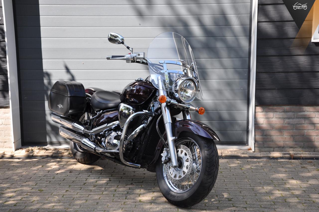 Suzuki Intruder 800 LC