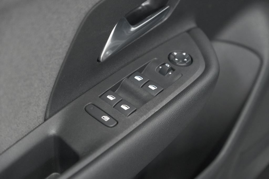 Opel Mokka turbo 130 at8 edition | camera | parkeersensoren | navigatie | a