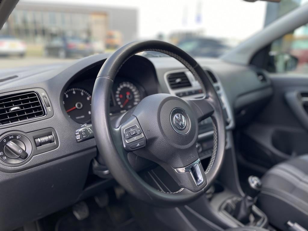 Volkswagen Polo 1.2 tsi match * panoramadak * cruise control * carplay