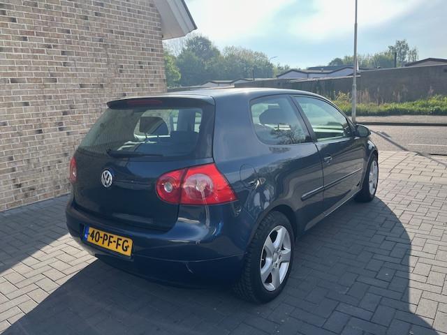 Volkswagen Golf 1.6 FSI Sportline Airco inclusief jaar apk