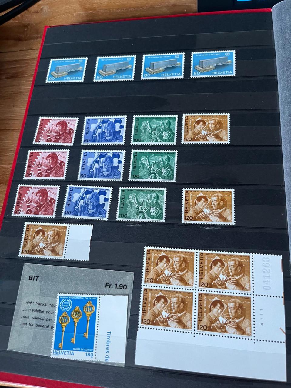 Kleine collectie Zwitserland postfris in album