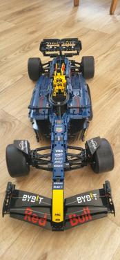 Red Bull 20 van Max Verstappen van Lego Technic (42206)