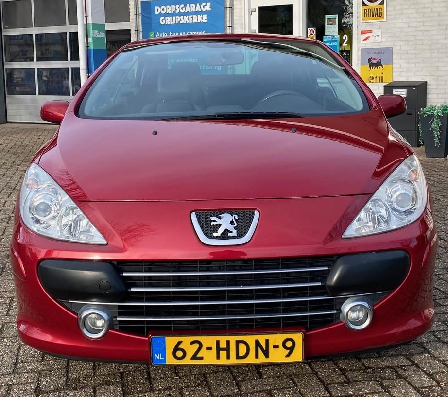 307 CC Cabrio in zeer goede staat!