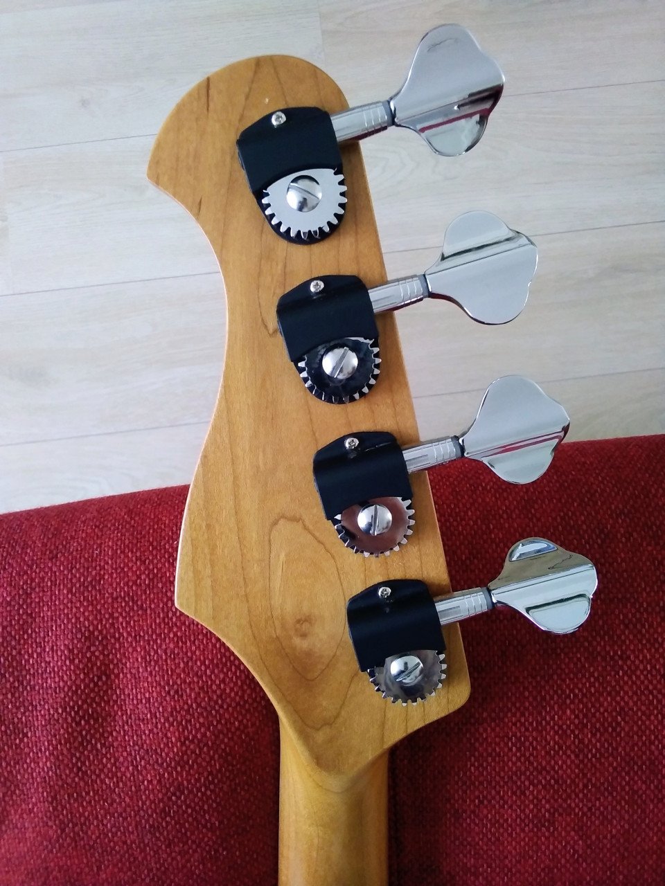 HB Precision Bass Shell Pink met veel upgrades ZGAN