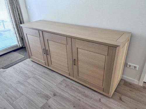 Mooi dressoir, kleur licht eiken