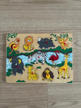 Houten puzzel met wilde dieren