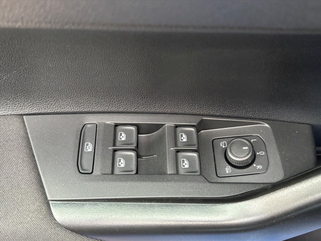 Volkswagen Polo 1.0 tsi 95pk dsg-7 life |carplay| adapt.cruise| navigatie|r
