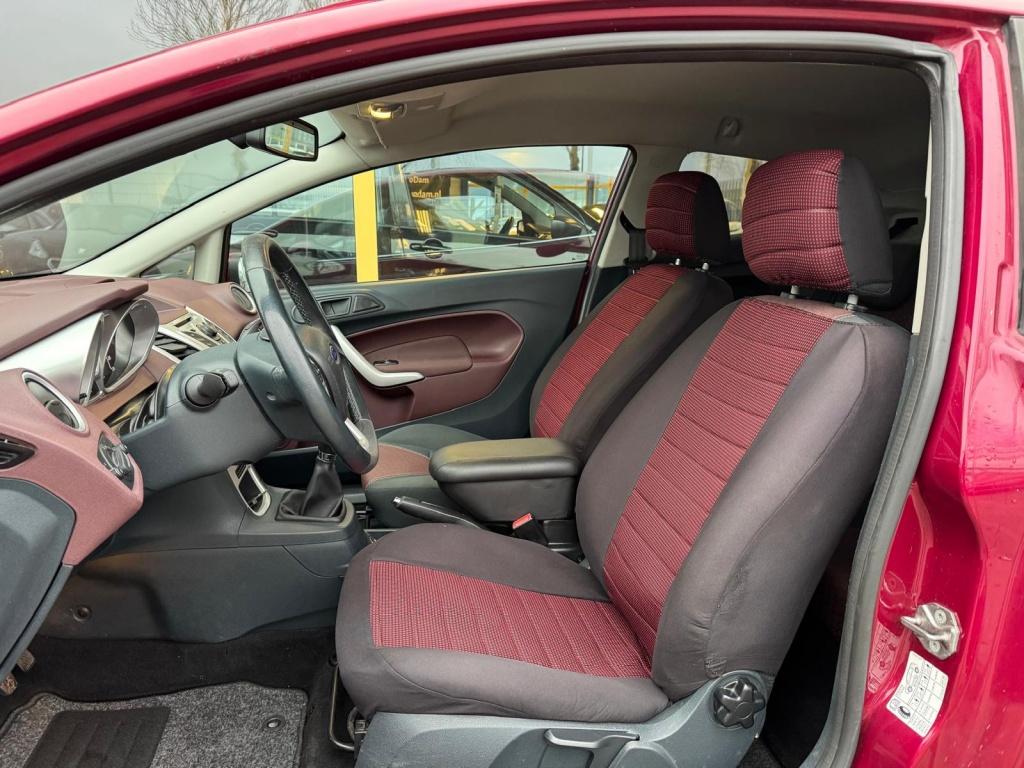 Ford Fiesta 1.6 titanium | apk: 14-01-2027 | inruiler