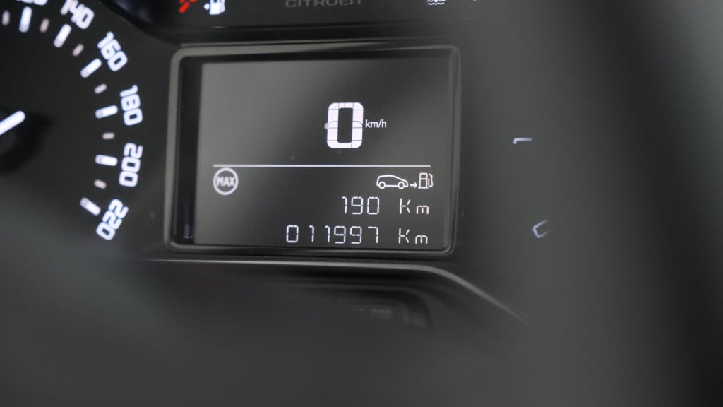 Citroen C3 puretech 82 feel edition | apple carplay | parkeersensoren | nav