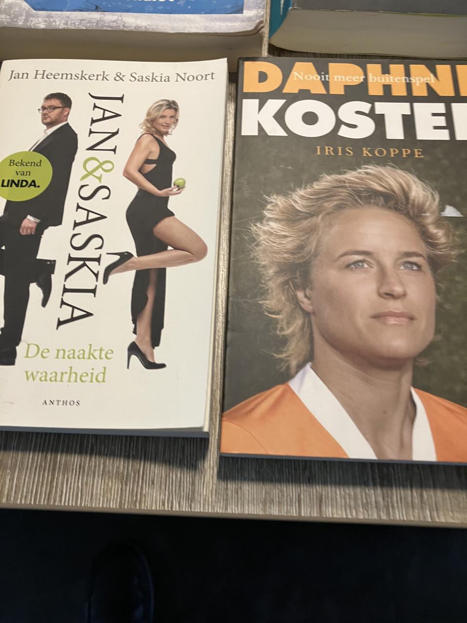 Te koop 18 in zeer goede en mooie staat leesboeken