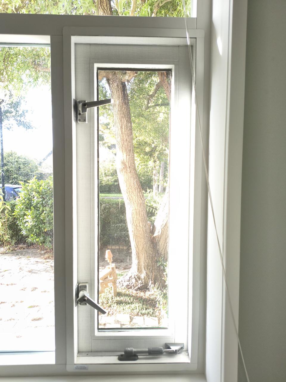 3x Flexibele, magnetische hor voor raam