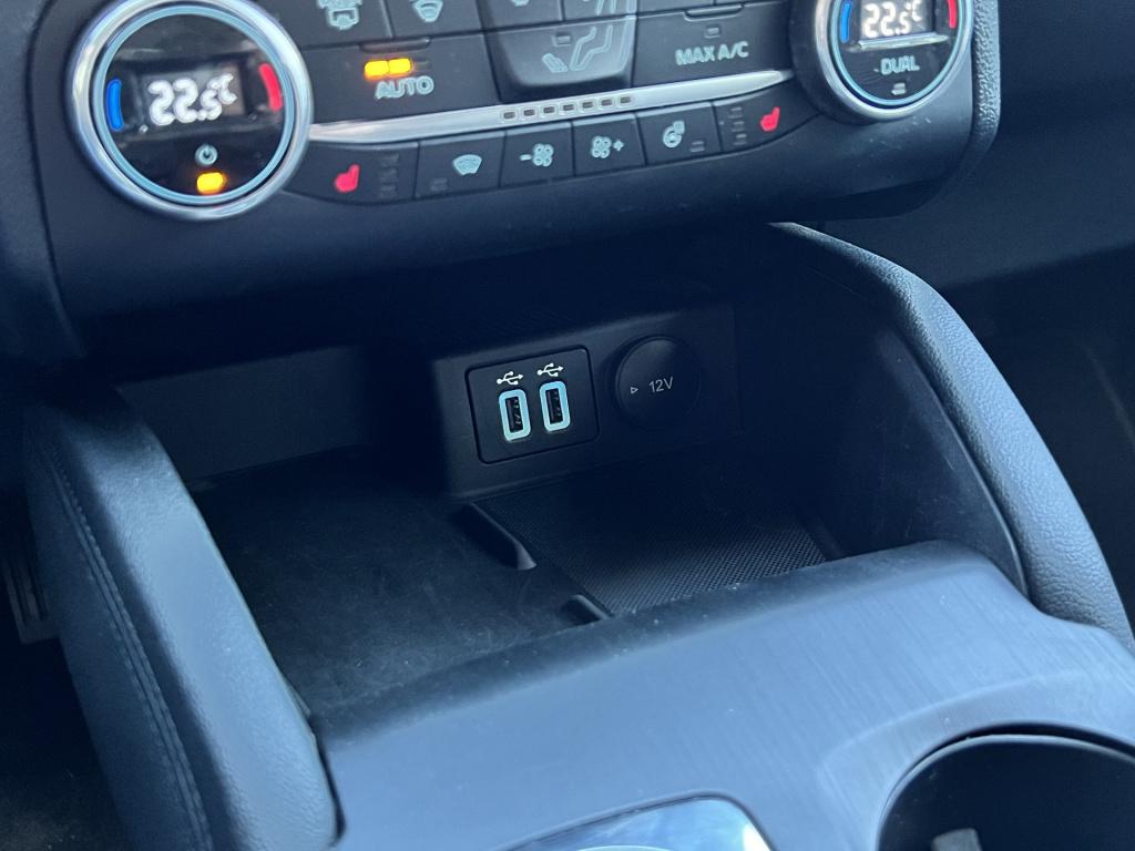 Ford Kuga 2.5 phev titanium | camera | apple/ android carplay | cruise cont