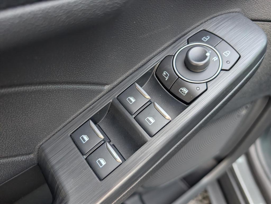 Ford Kuga 2.5 phev e-cvt 225pk st-line x trekhaak | winterpakket