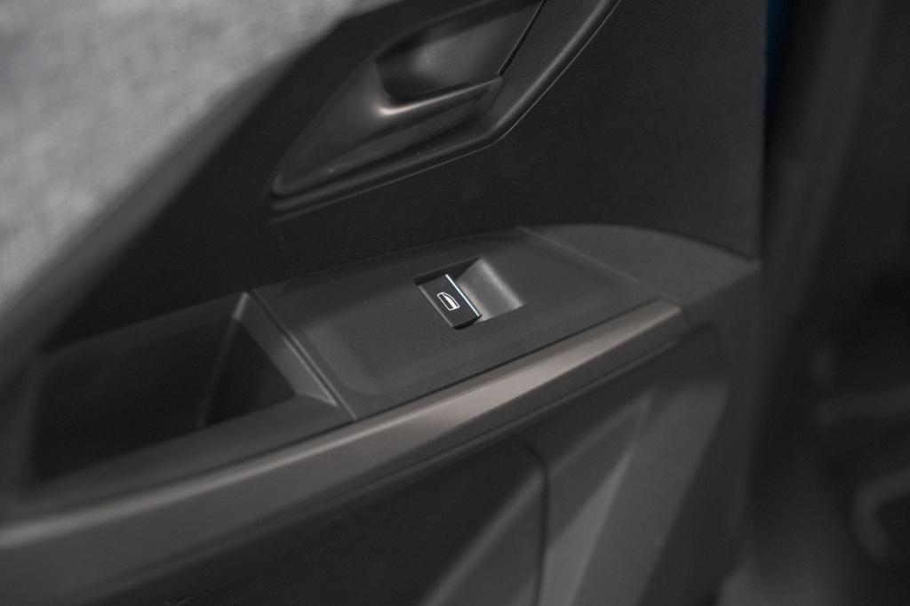 Peugeot 5008 1.2 hybrid 136 gt 7p | adaptieve cruise control | camera | ele