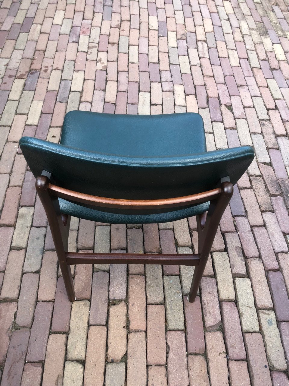 4 vintage eettafel stoelen.