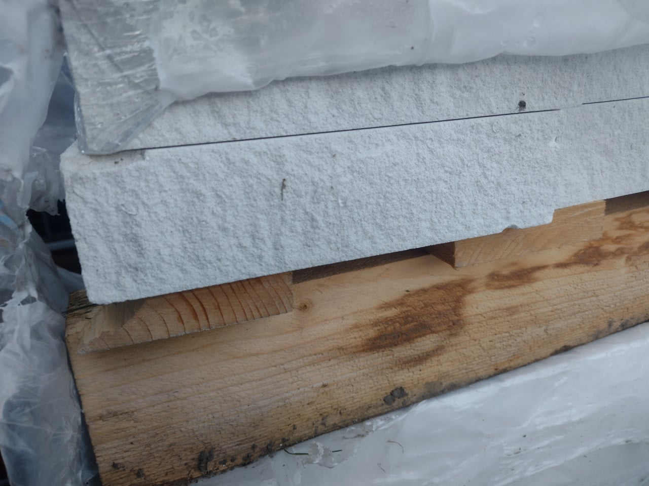 KZK Breuksteen WF Geïmpregneerd Wit Kop – ca. 900 stuks
