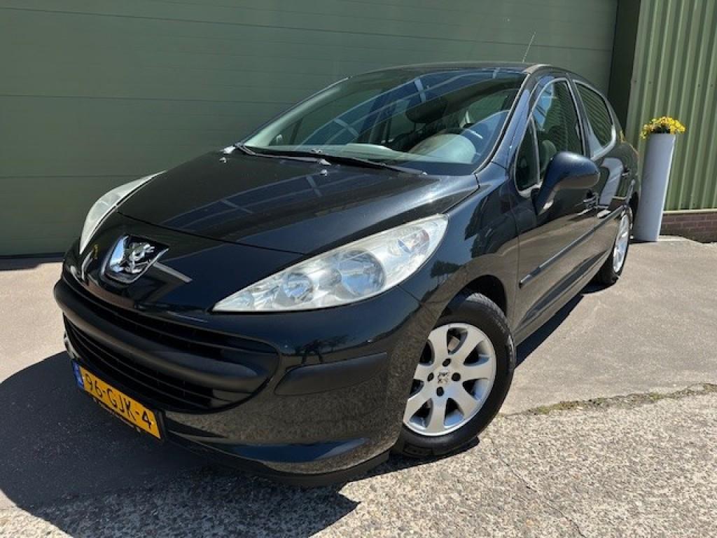 Peugeot 207 1.4 vti cool 'n blue