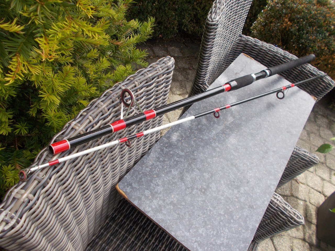 Silstar tweedelige boothengel , lengte 240 cm , werpgewicht tot 300 gram
