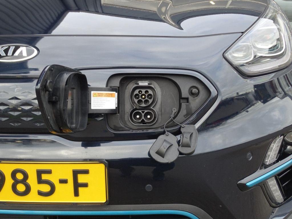 Kia E-niro executiveline 64 kwh incl. btw | led | stoelkoeling-en verwarmin