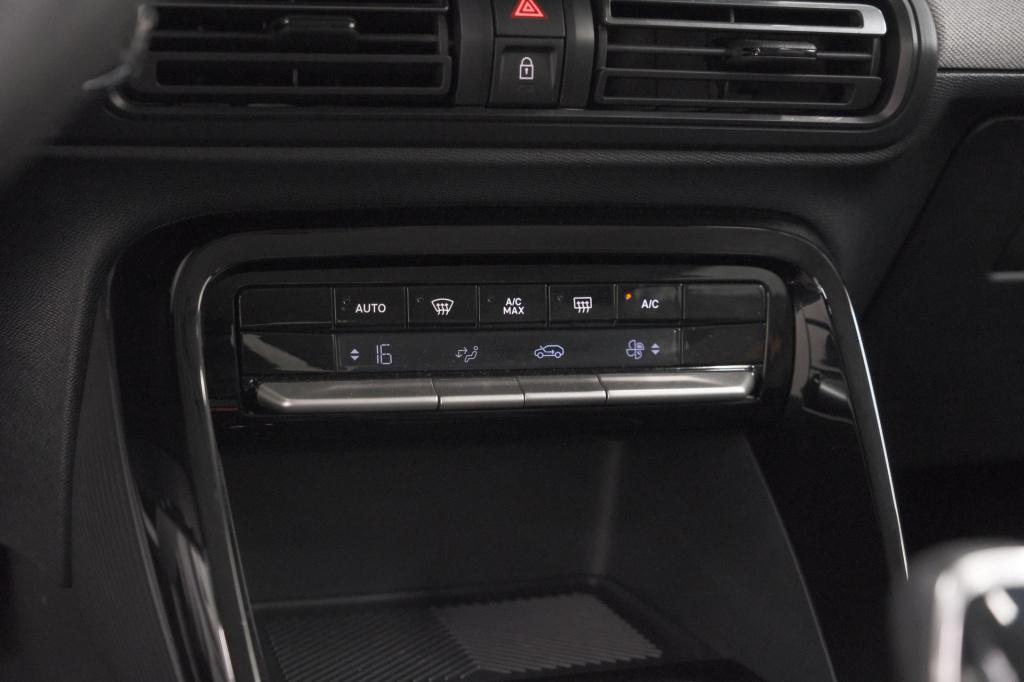 Citroen C3 Aircross 1.2 turbo 100pk plus | camera | parkeersensoren | apple