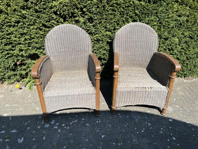 Rotan stoeltjes Kratiz