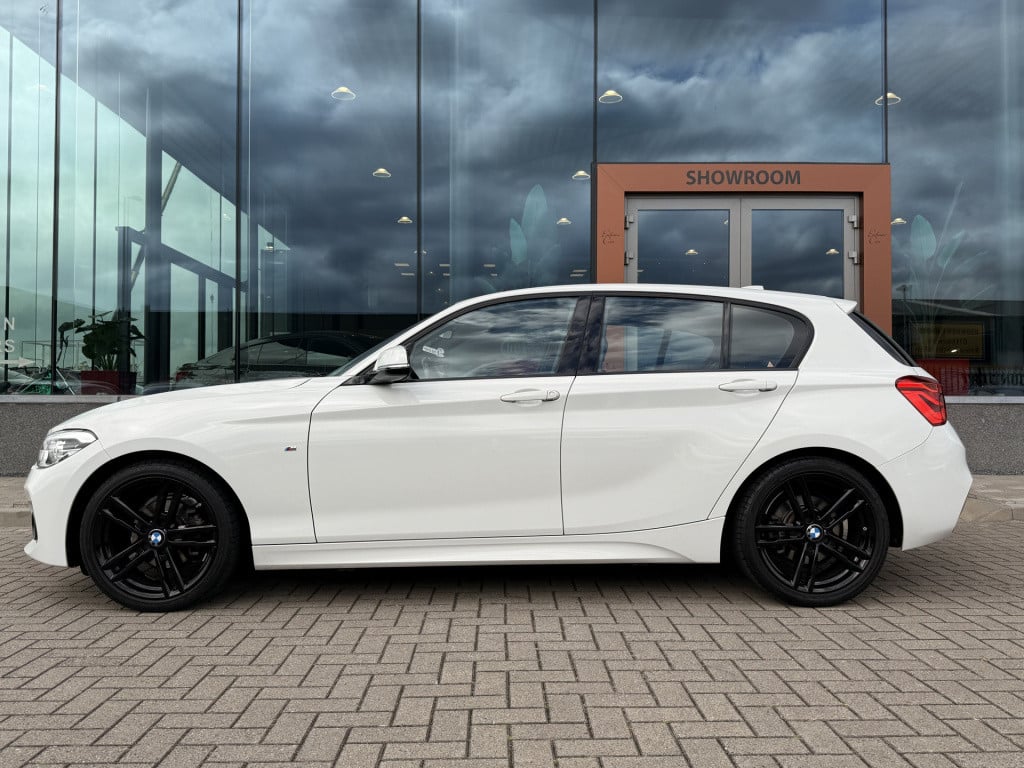 BMW 1 Serie 116i m sport edition | pano | stoelverwarming | leder | afn tre
