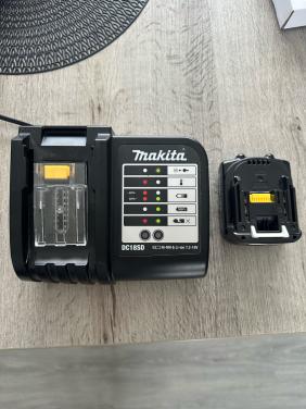 Makita oplader DC18SD
