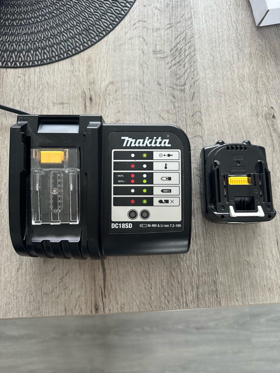 Makita oplader DC18SD
