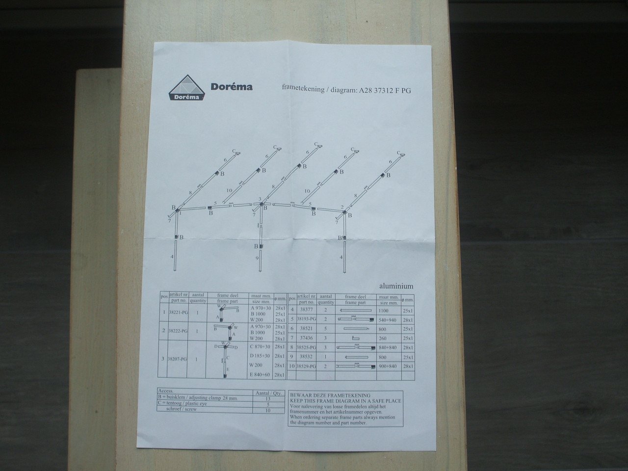 Voortent Dorema-madrid-240 omloopmaat 11