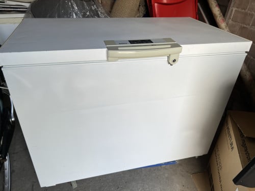Bosch vrieskist / vriezer 213 liter 105x85x65 cm Klasse A++