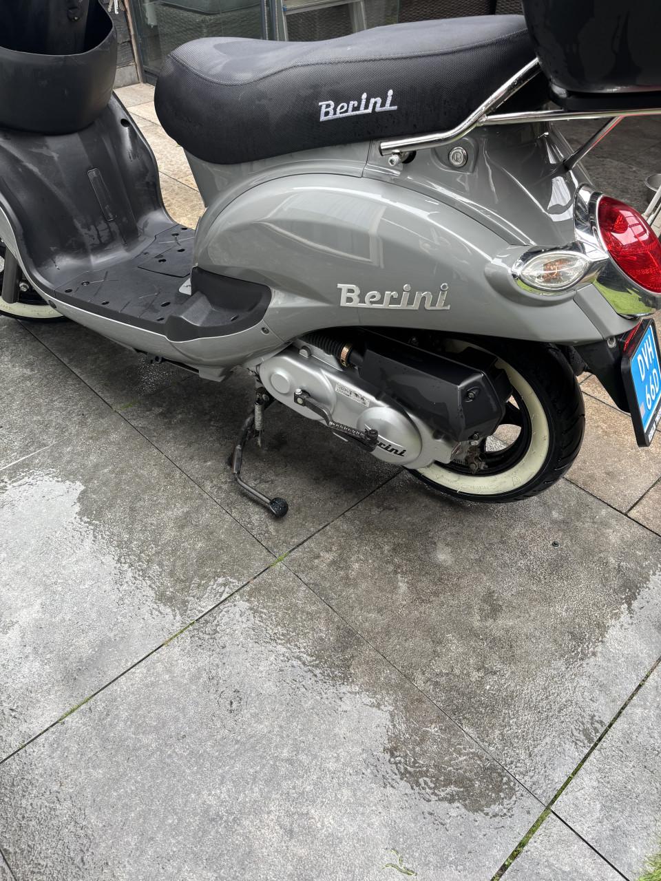 Berini snorscooter 25 km
