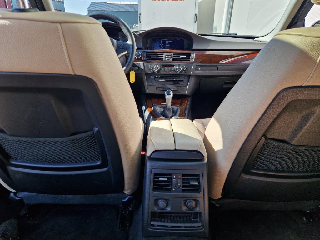 BMW 3-serie touring 320i business line style