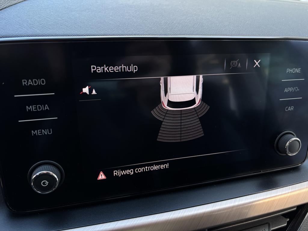 Skoda Kamiq automaat 1.5 tsi act sport business/trekhaak