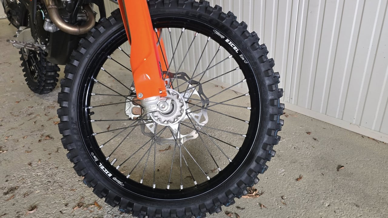 KTM 250 SX-F 2025 - Slechts 53 uur - BTW Motor